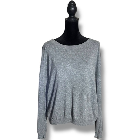 ASOS Light Gray Women's Crew Neck With Black Heart Elbow Patches Long Sl Sweater - Picture 3 of 16